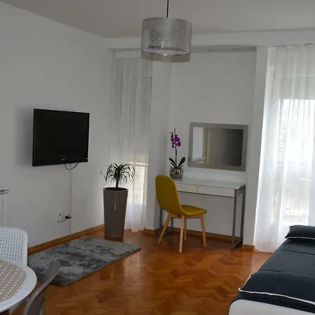 Apartamento Papedoni *